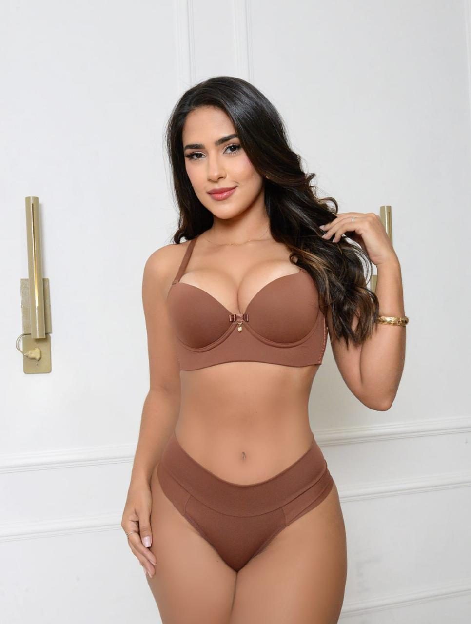 Linha Basic Conjunto com calcinha fio Duplo Sem Costura Base